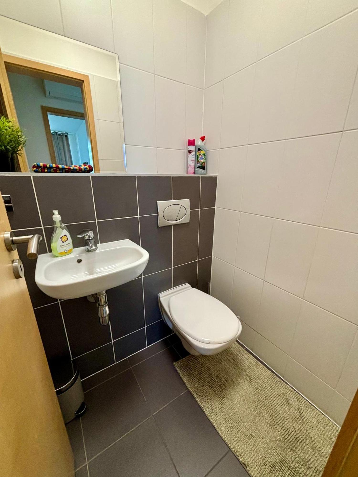 Three Towers With Beautiful View And Parking! Apartment Bratislava Exterior photo